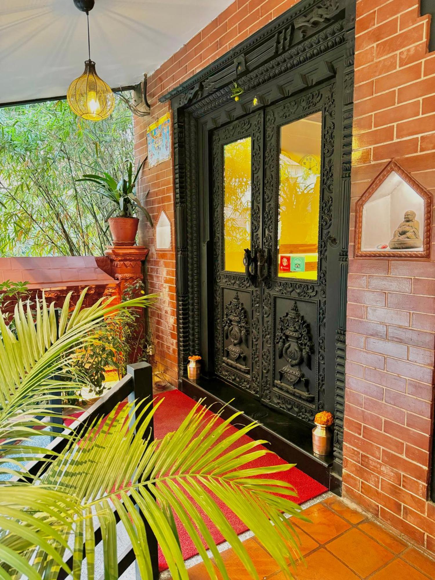 Kumari Boutique Hotel Kathmandu Exterior foto